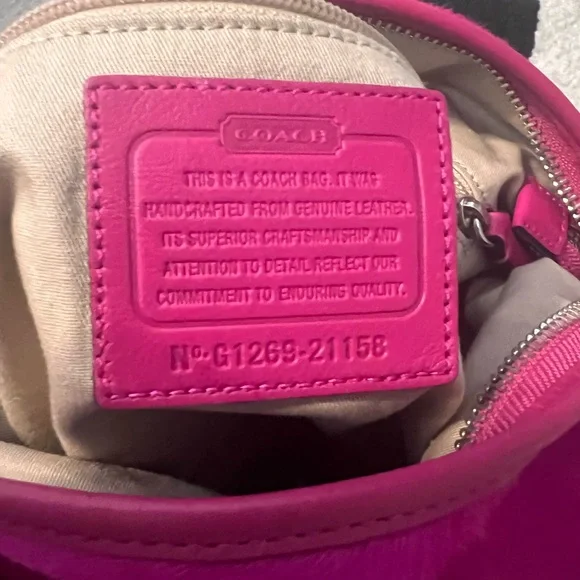 EUC Coach Large Haircalf & Leather Duffle Bag - Picture 4 of 16